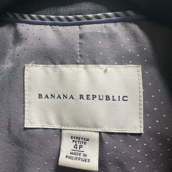 Banana Republic Petite Stretch Blazer - Picture 4 of 8